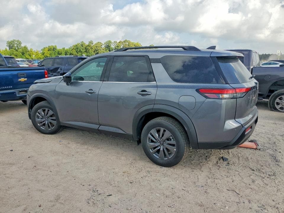 2026 NISSAN PATHFINDER SV 2