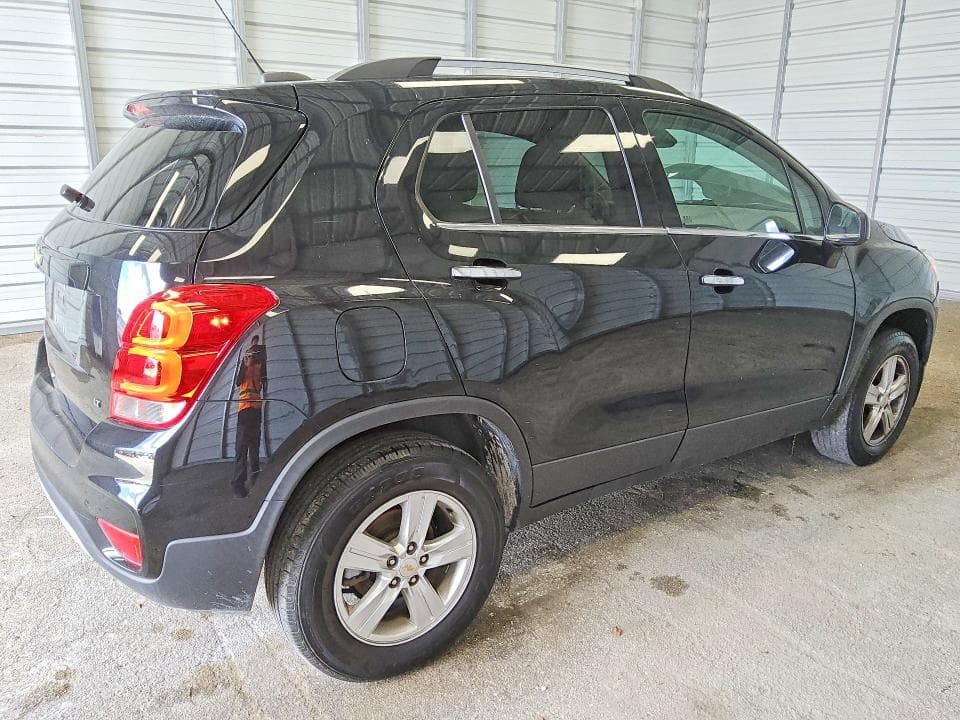 2020 CHEVROLET TRAX 1LT 3