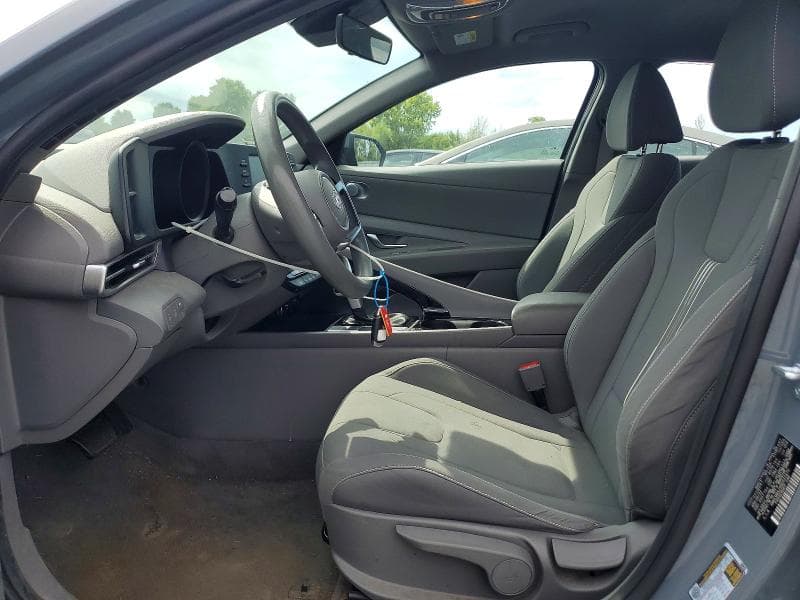 2022 HYUNDAI ELANTRA BLUE 7