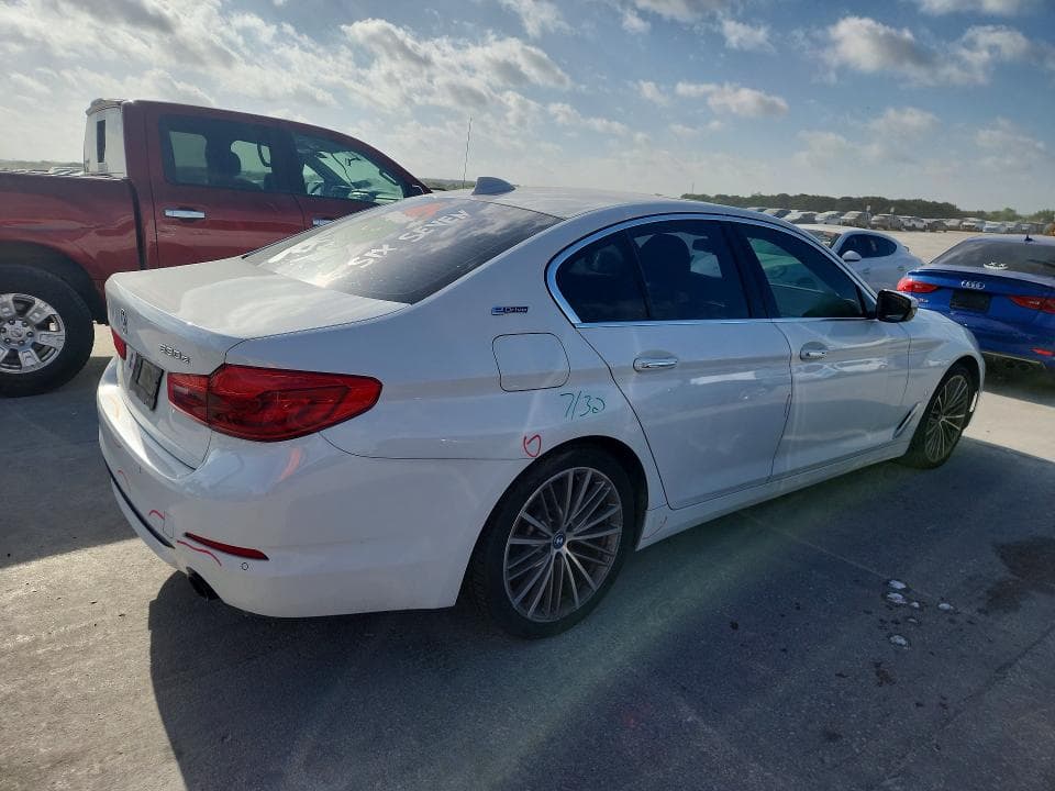 2018 BMW 530E 3