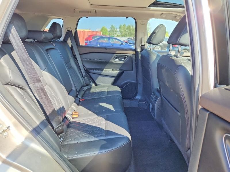 2021 NISSAN ROGUE PLATINUM 11