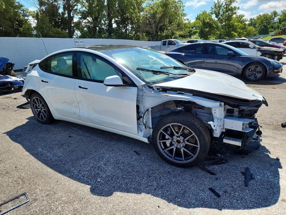 2022 TESLA MODEL 3 AW 4
