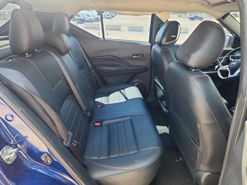 2019 NISSAN KICKS SR 11