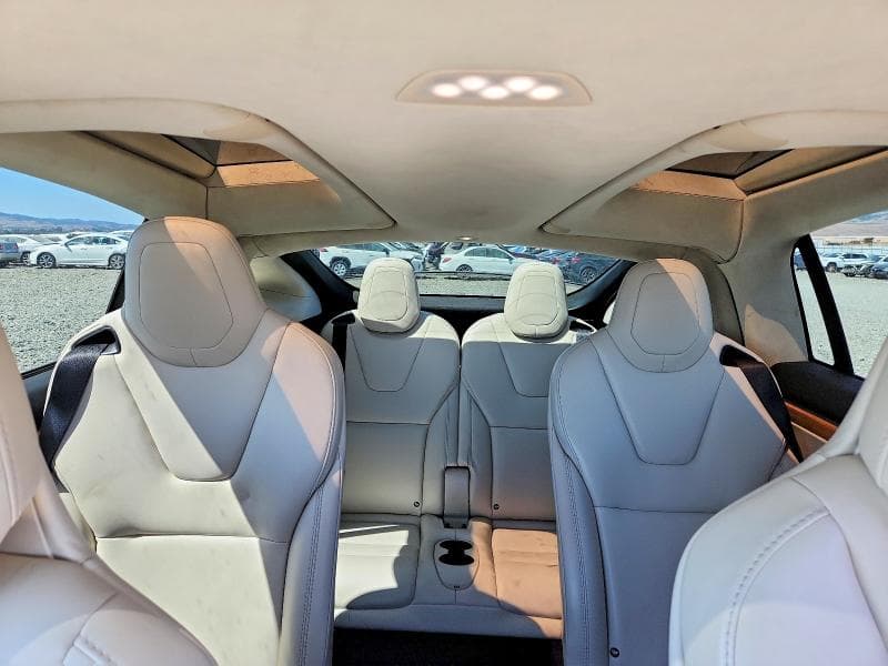 2018 TESLA MODEL X 10