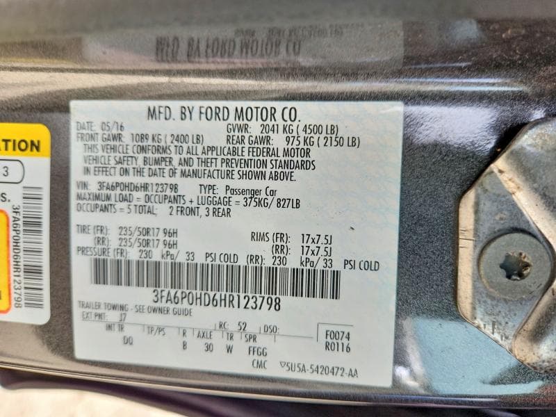2017 FORD FUSION SE 12