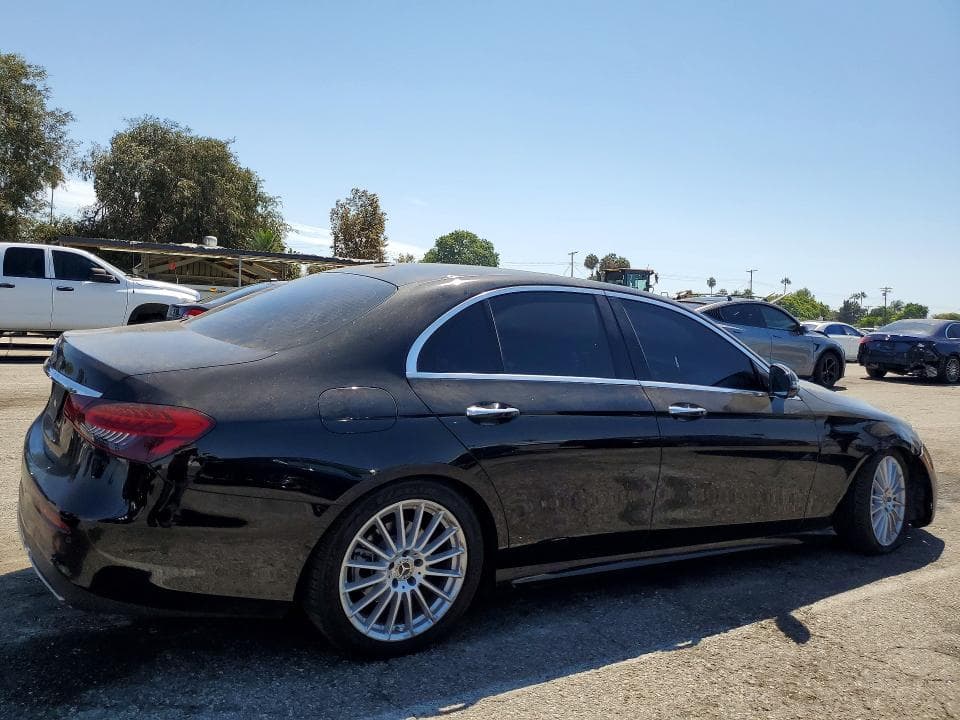 2022 MERCEDES-BENZ E 350 3