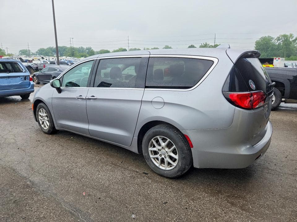 2017 CHRYSLER PACIFICA TOURING 2