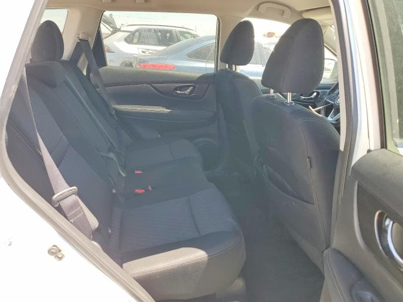 2017 NISSAN ROGUE SV 10