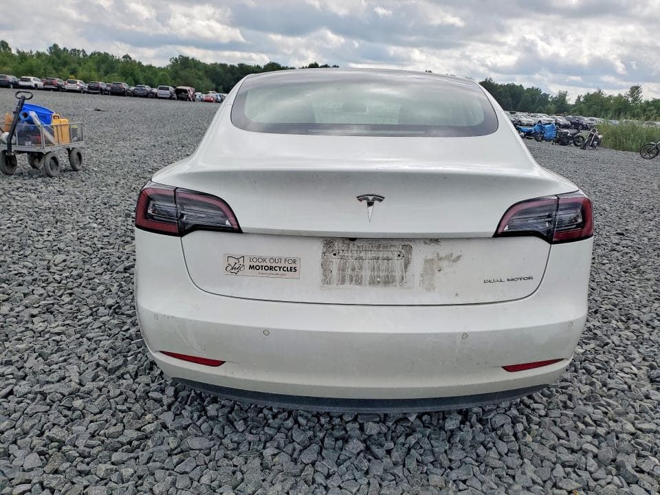 2019 TESLA MODEL 3 6