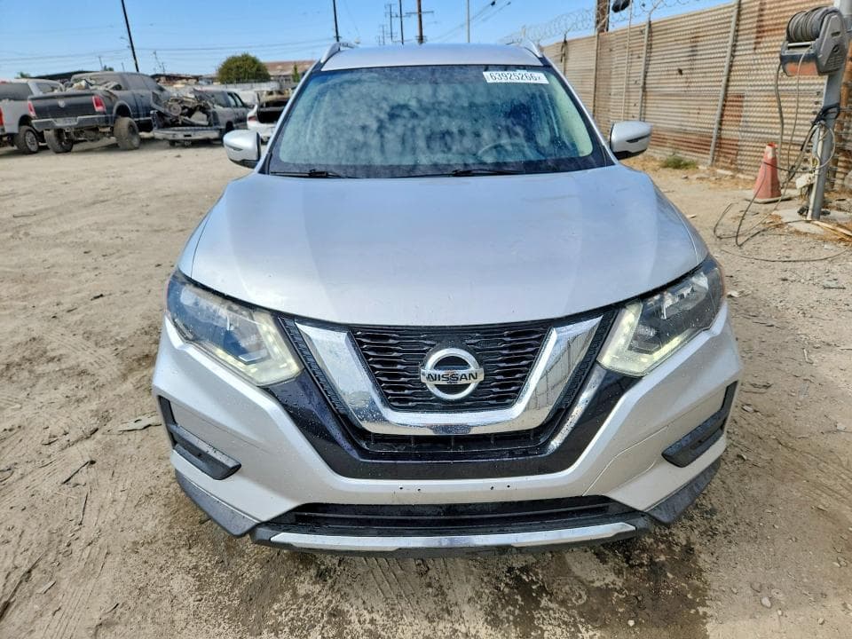 2017 NISSAN ROGUE SV 5
