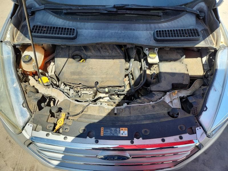 2017 FORD ESCAPE SE 11