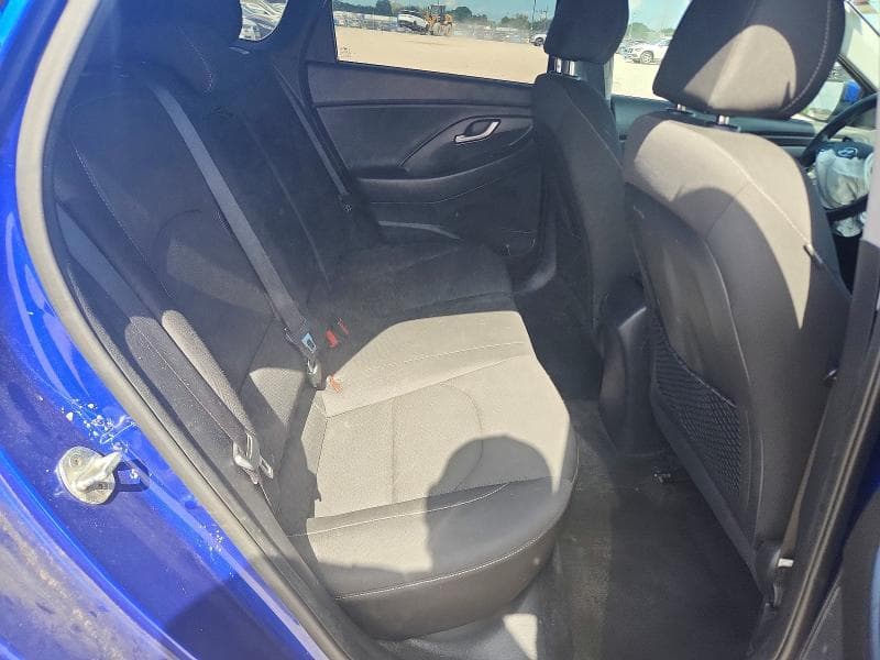 2019 HYUNDAI ELANTRA GT BASE 10