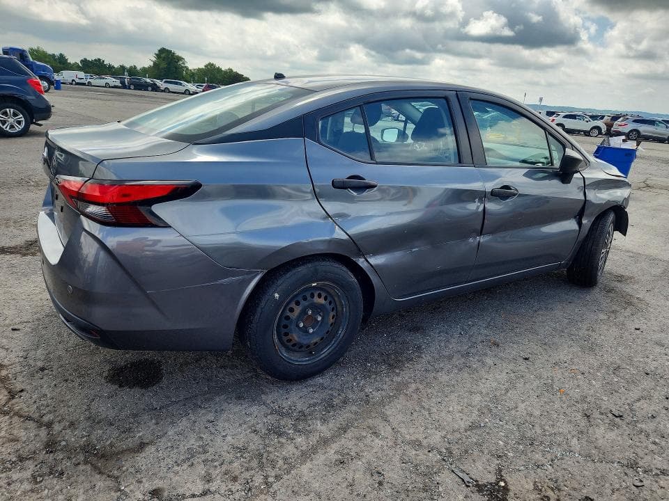 2020 NISSAN VERSA S 3