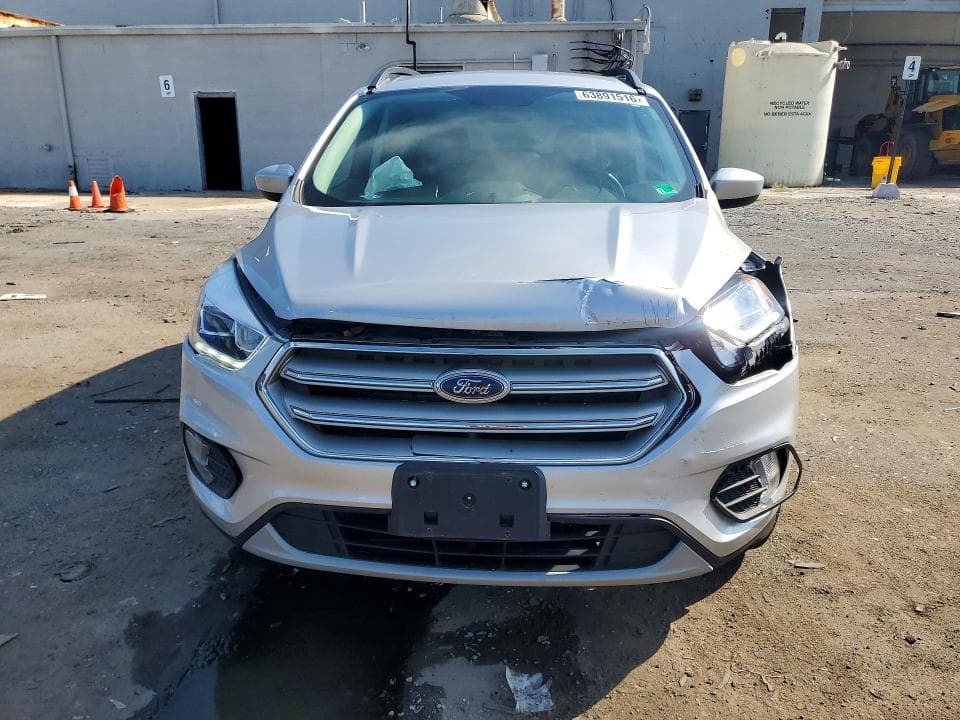 2018 FORD ESCAPE SEL 5