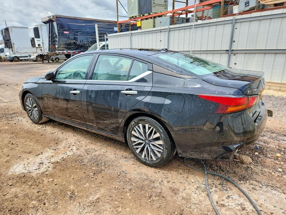 2025 NISSAN ALTIMA SV 2