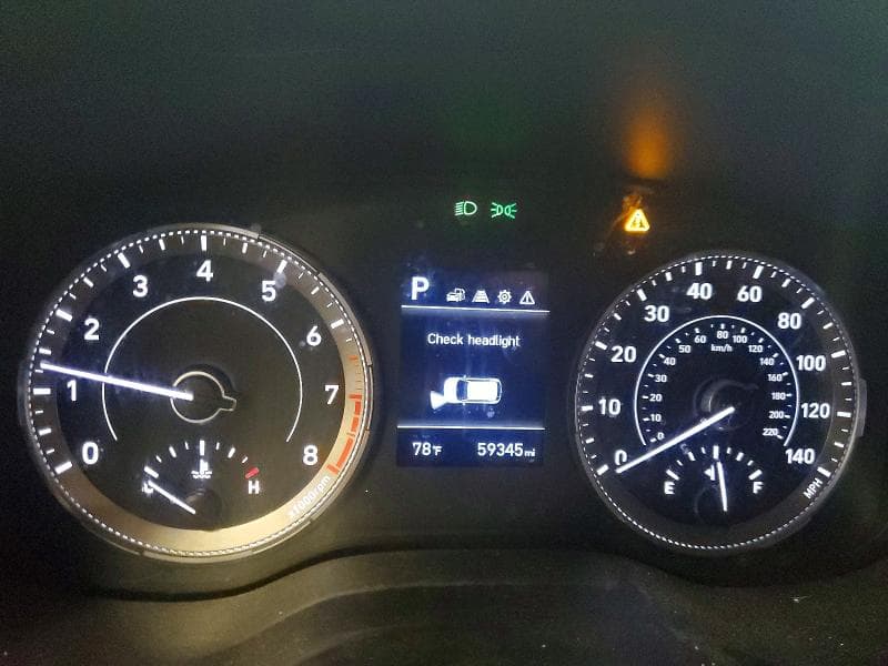 2020 HYUNDAI VENUE SE 9