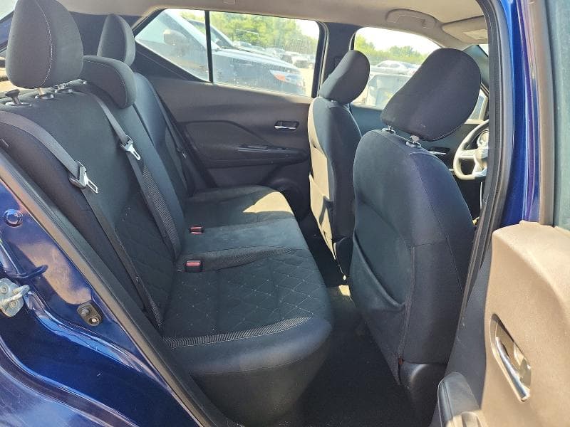 2018 NISSAN KICKS SV 11