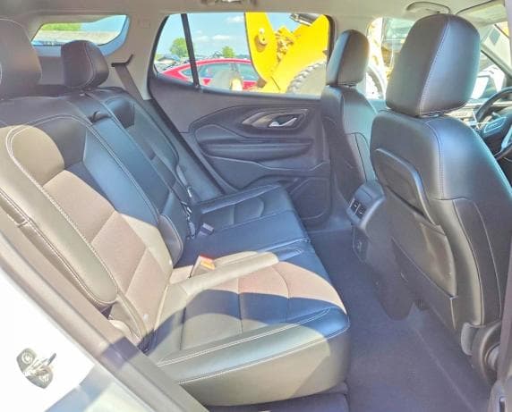2022 GMC TERRAIN SLT 11