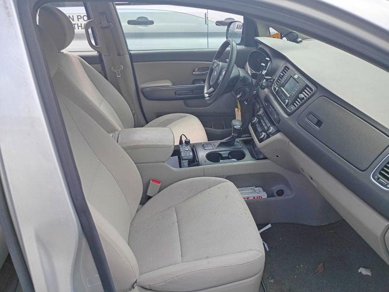 2017 KIA SEDONA L 5