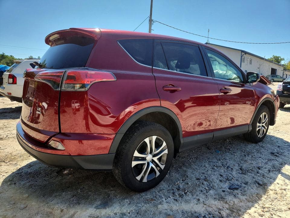 2018 TOYOTA RAV4 LE 3