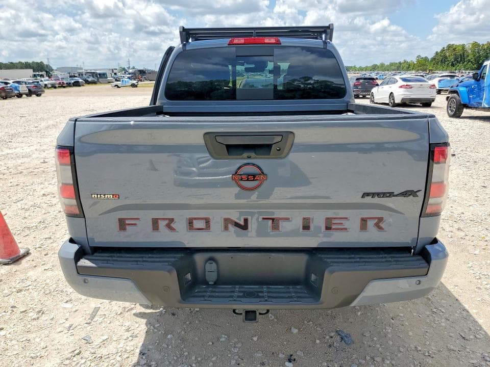 2023 NISSAN FRONTIER PRO-4X 6