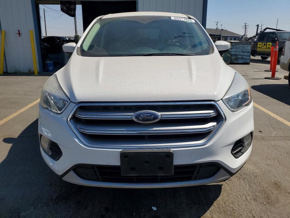 2017 FORD ESCAPE SE 5