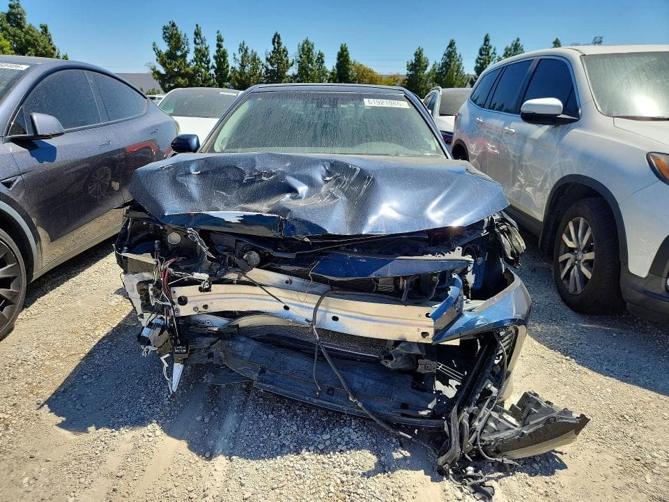 2018 TOYOTA CAMRY XLE V6 5