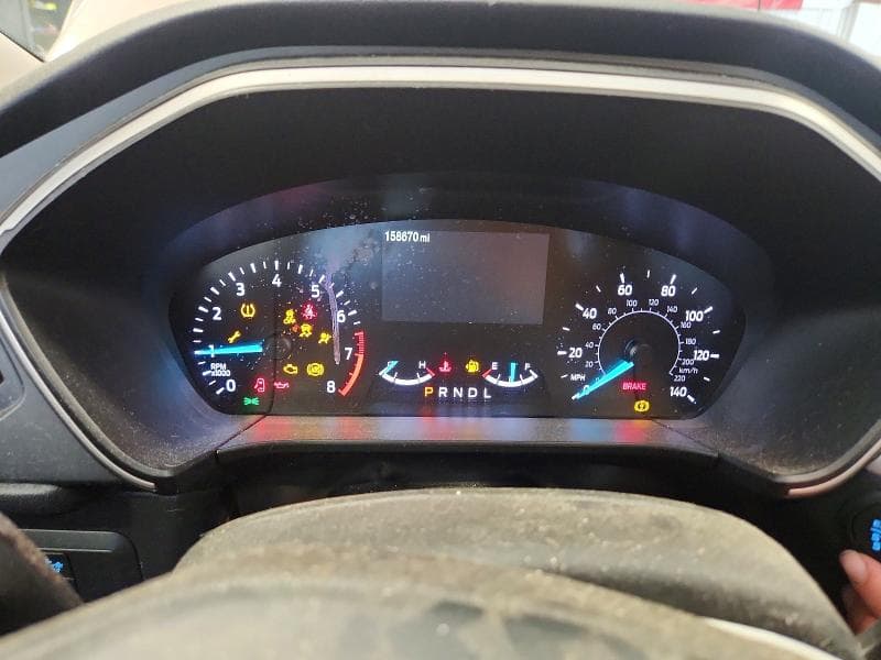2020 FORD ESCAPE SE 9
