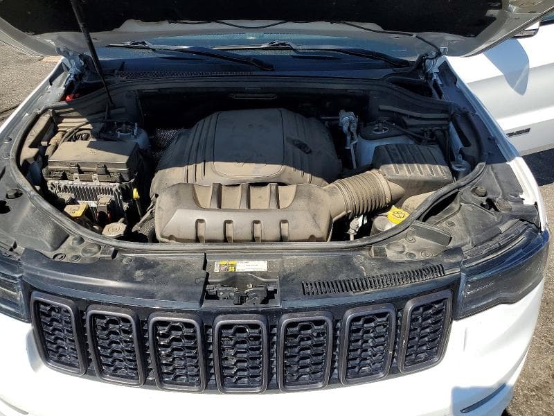 2020 JEEP GRAND CHEROKEE ALTIT 11