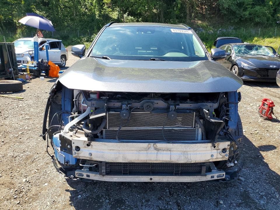 2019 TOYOTA RAV4 HYBRID XLE 5