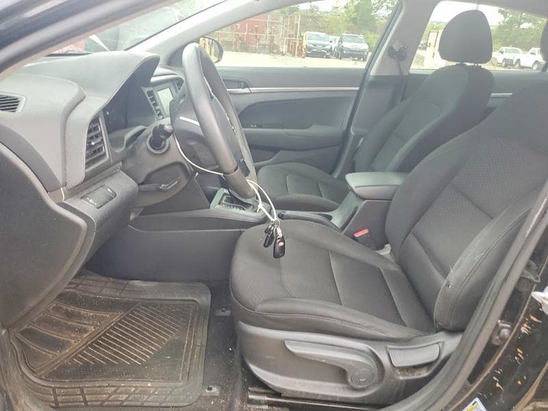 2019 HYUNDAI ELANTRA SE 7