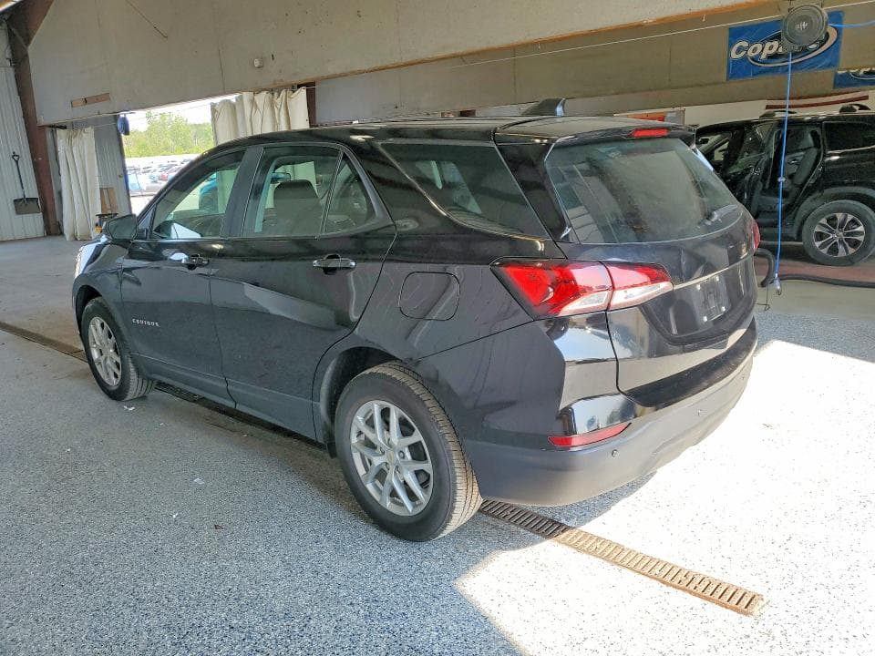 2022 CHEVROLET EQUINOX LS 2