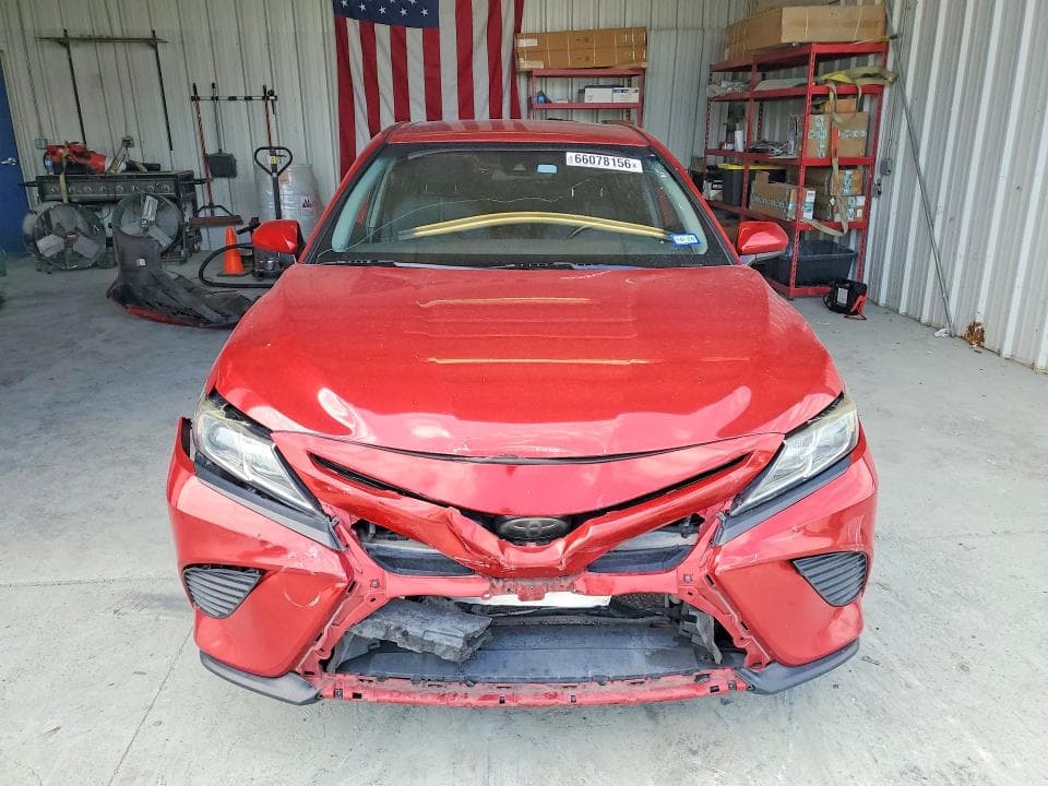 2020 TOYOTA CAMRY SE 5