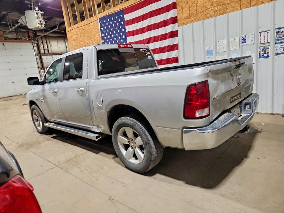 2018 RAM 1500 SLT 2