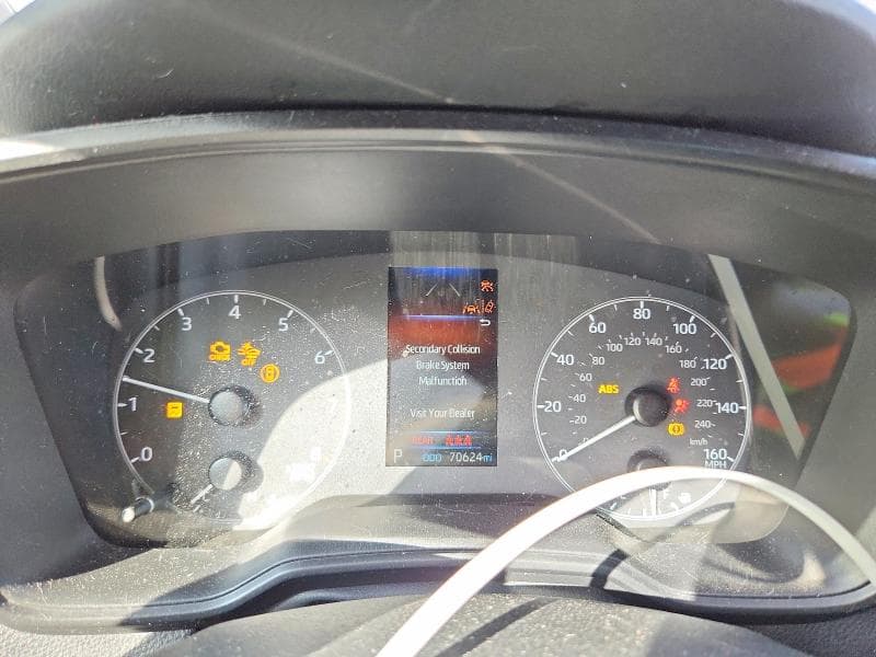 2024 TOYOTA COROLLA LE 9
