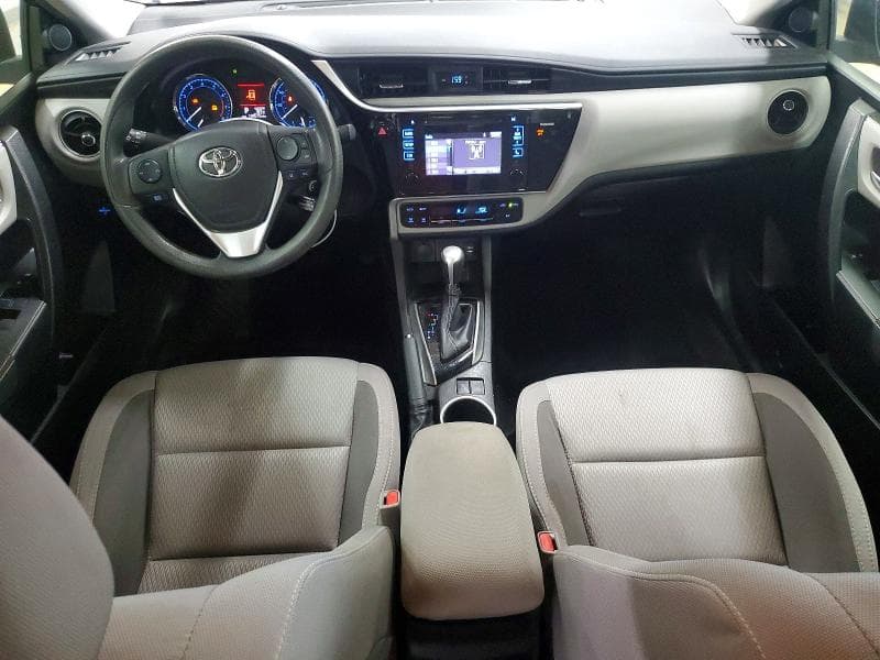 2017 TOYOTA COROLLA LE 8