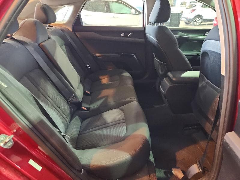 2023 KIA K5 LXS 10