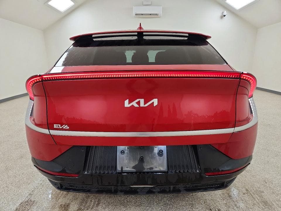 2023 KIA EV6 WIND 6