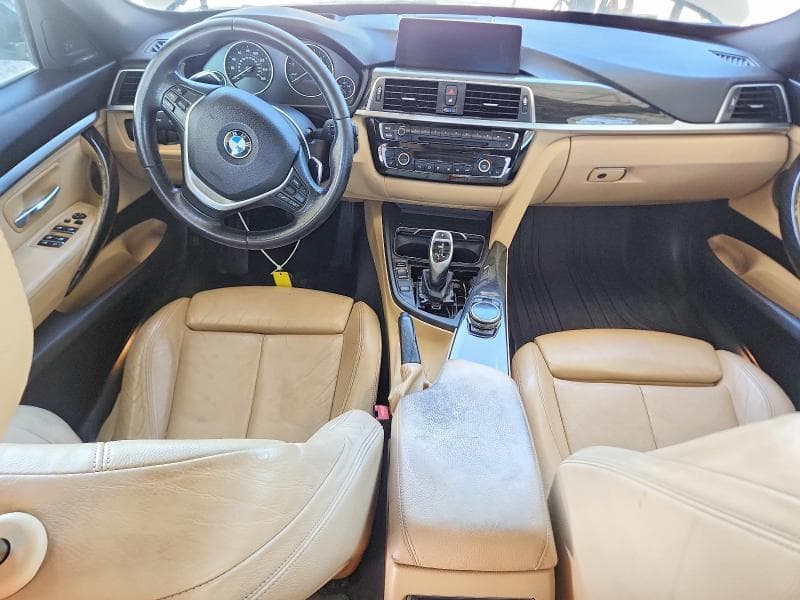 2017 BMW 330 XIGT 8