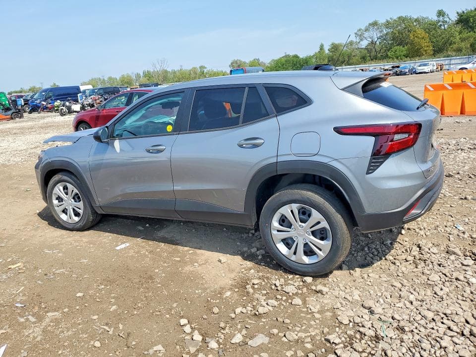 2026 CHEVROLET TRAX LS 2