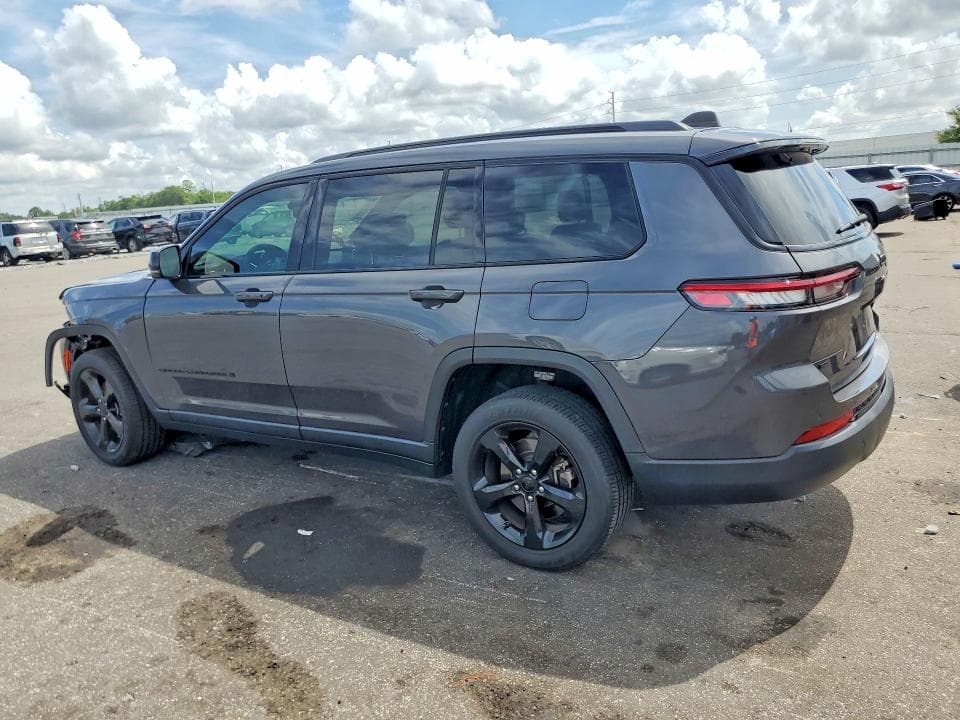 2023 JEEP GRAND CHEROKEE L LAREDO 2