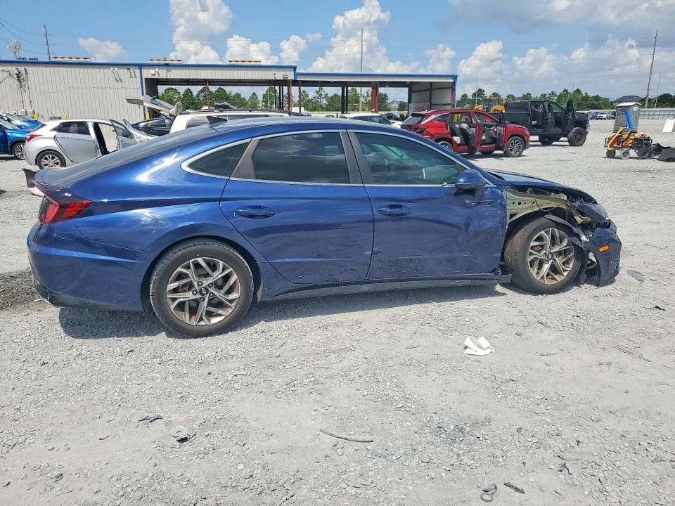 2021 HYUNDAI SONATA SEL 3