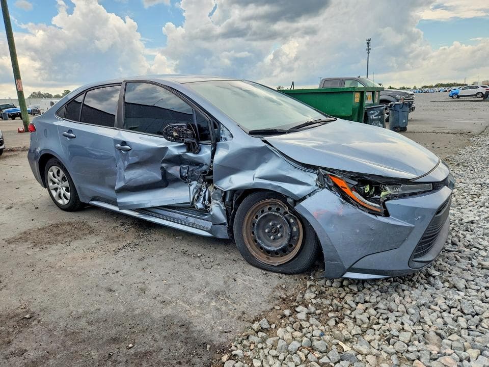 2023 TOYOTA COROLLA LE 4