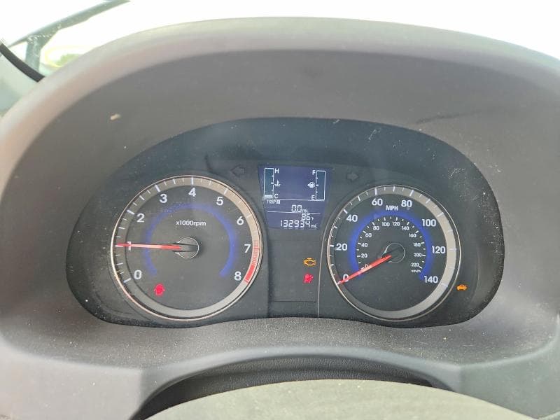2017 HYUNDAI ACCENT SE 9