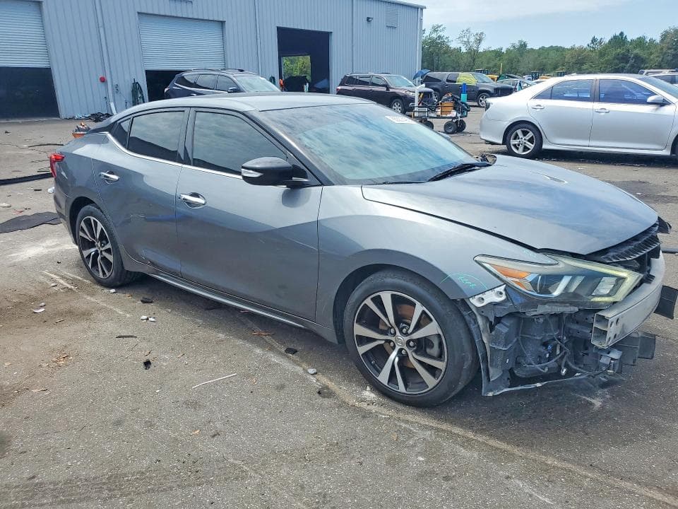 2018 NISSAN MAXIMA 3.5 SV 4