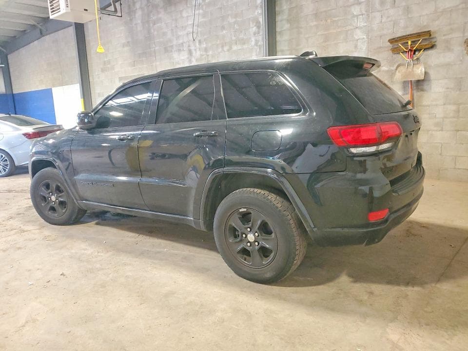2019 JEEP GRAND CHEROKEE LAREDO 2