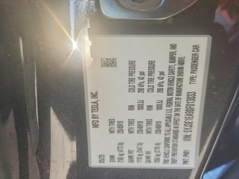2025 TESLA MODEL 3 12