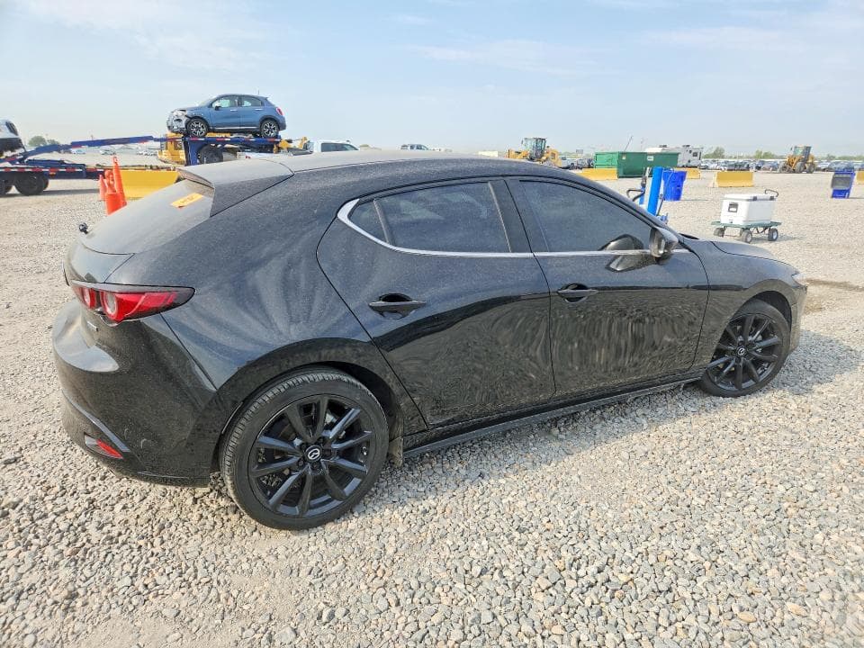 2022 MAZDA 3 PREMIUM 3