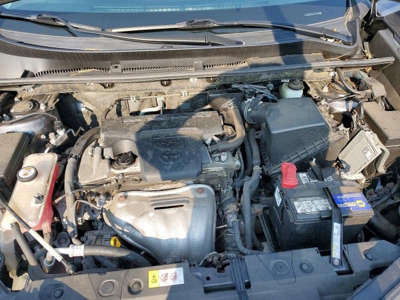 2017 TOYOTA RAV4 XLE 11