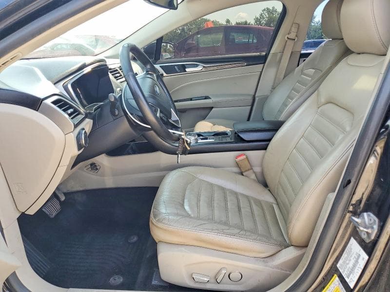 2017 FORD FUSION SE 7